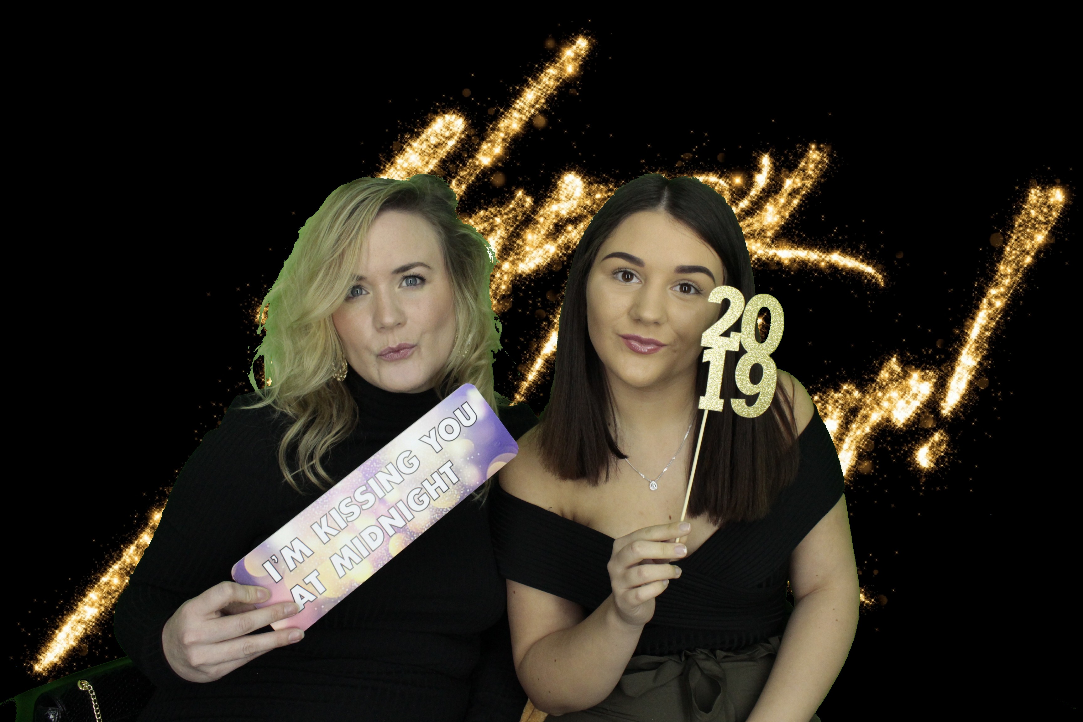 New Years Eve Party Silvermere | View more photos from the event at gallery.myphotoboothexperience.co.uk/u/MyPhotoBoothExperienceLtd/New-Years-Eve-Party-Silvermere